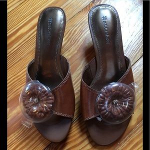 NWT Dominy Naturalizer Brown Leather Slip On Shoes